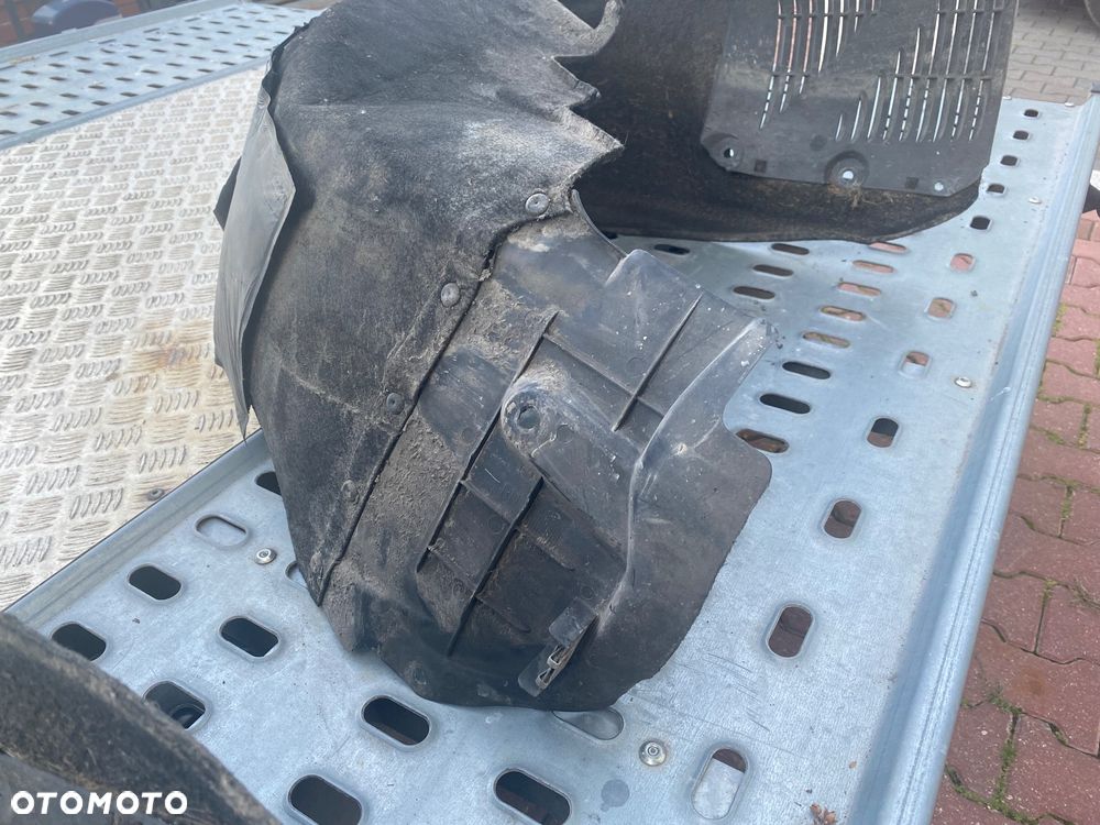 Tylne nadkole Mercedes CLS 219 L/P A2196900730/A2196900630 - 7