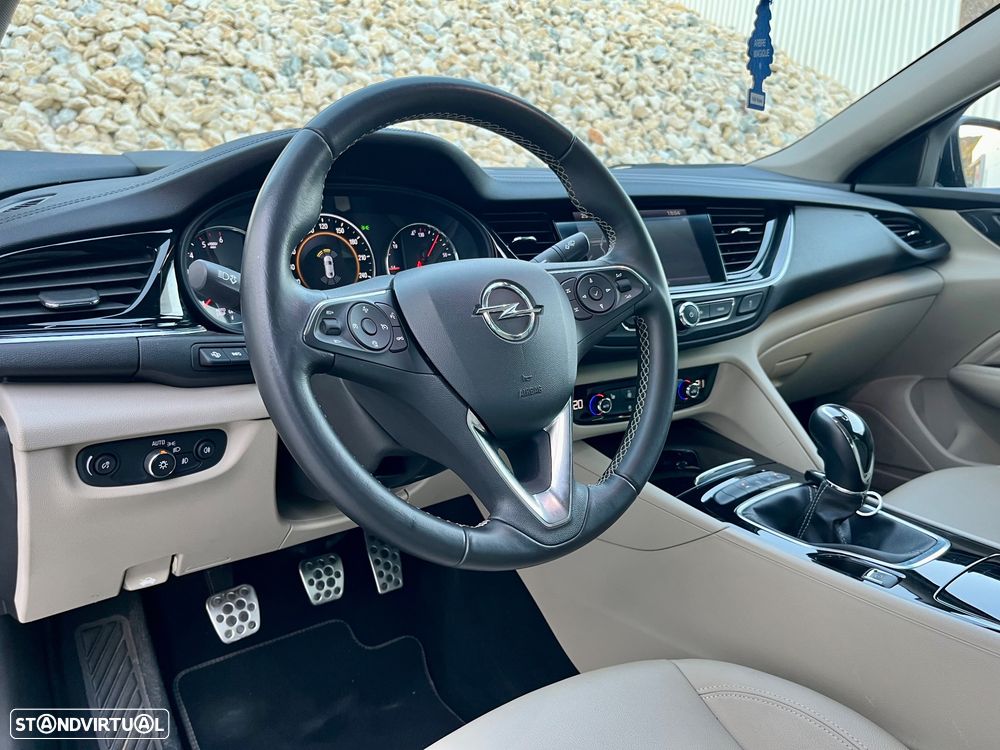 Opel Insignia Grand Sport 1.6 CDTi Ultimate - 22