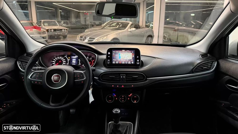 Fiat Tipo 1.3 M-Jet Lounge Tech - 25