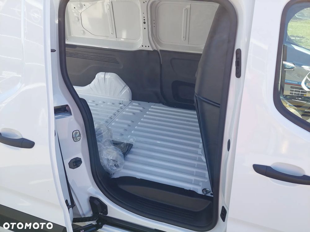 Citroën Berlingo Van XL - 18