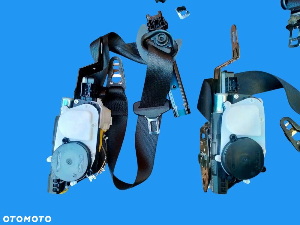 Mercedes E klasa W213 Lift Konsola Skóra Poduszka AirBag PasyDemontaż - 15