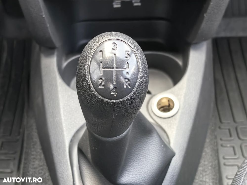 Dacia Logan 1.0 SCe Ambiance - 21