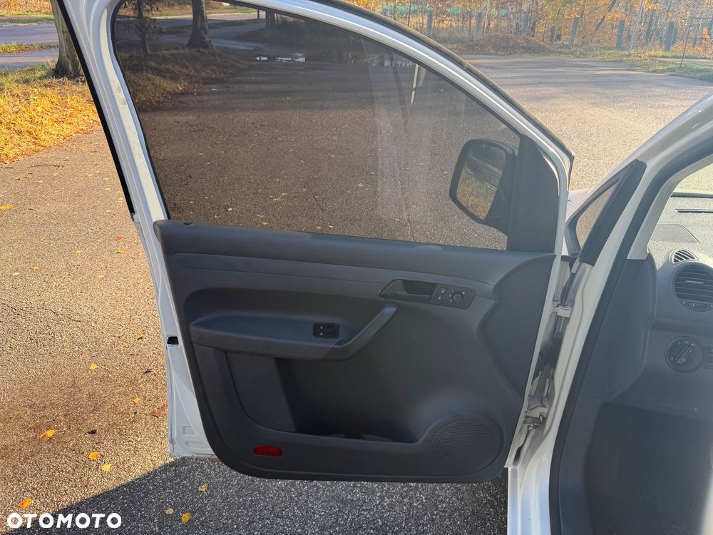 Volkswagen Caddy Maxi DSG - 11