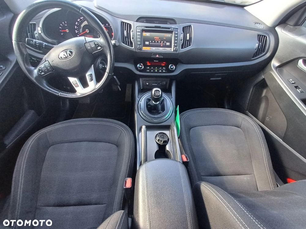 Kia Sportage 1.7 CRDI 2WD ISG Dream-Team Edition - 22