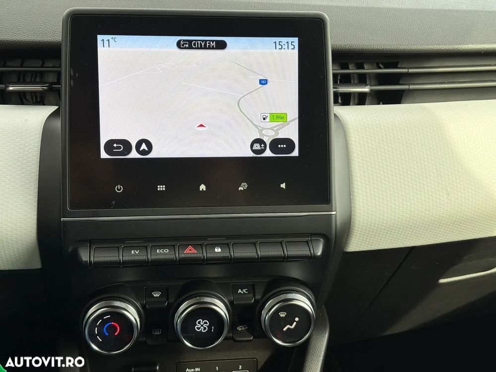 Renault Clio V E-Tech 145 Techno - 25