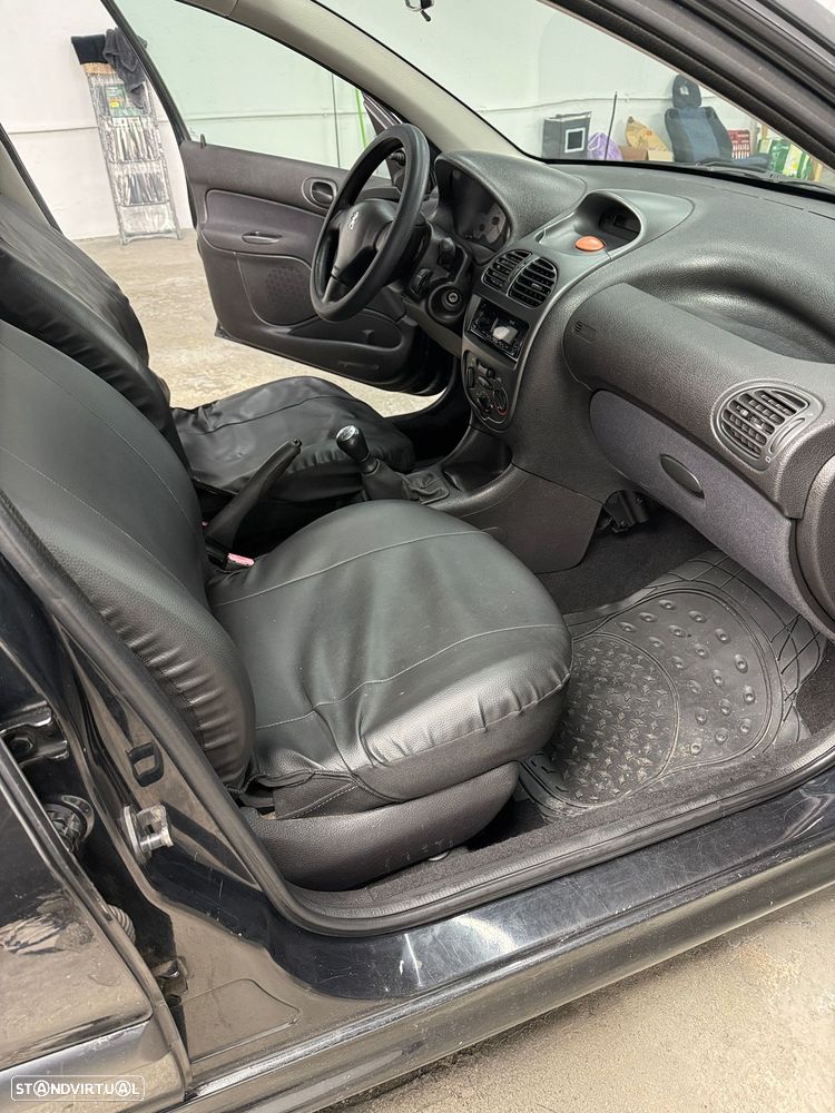 Peugeot 206 1.1 XR - 8