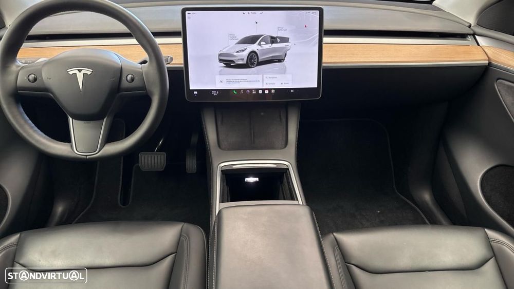 Tesla Model Y Long Range Dual Motor AWD - 6