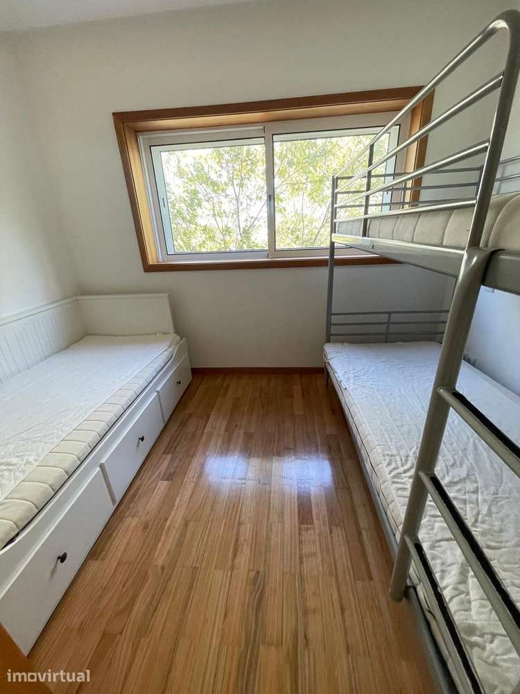Apartamento T2 Mobilado com Elevador, Garagem, Ar Condicionado - Grande imagem: 5/17