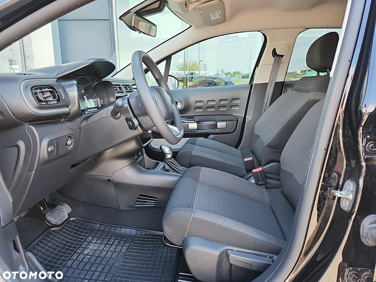 Citroën C3 1.2 PureTech Max EAT6 - 9