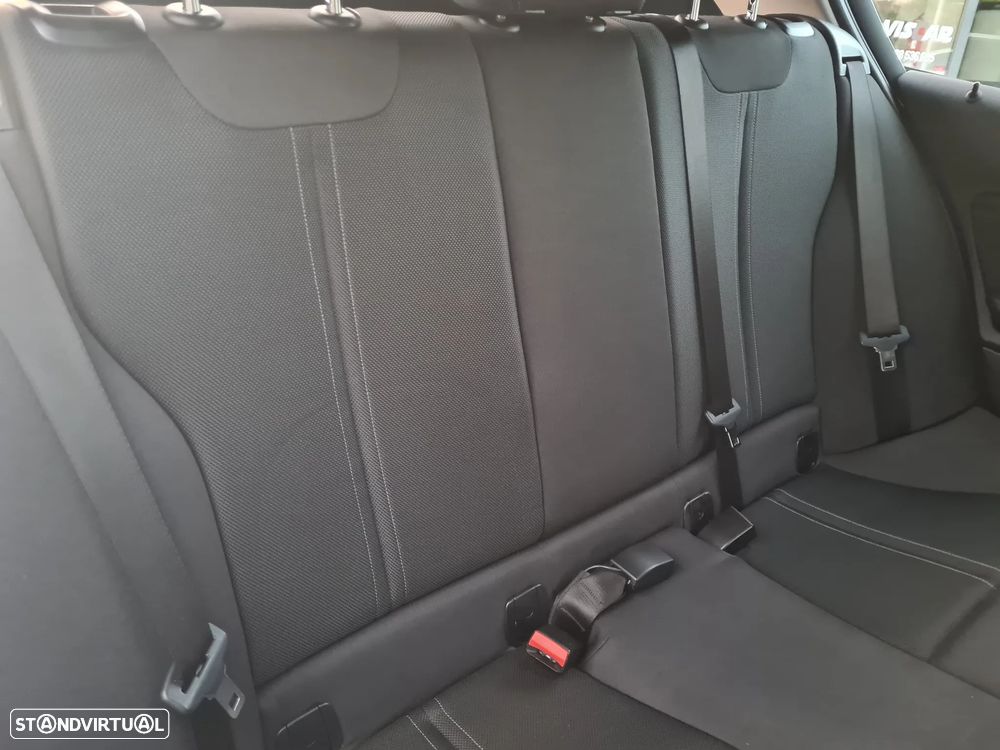 BMW 116 d EDynamics Line Sport - 28