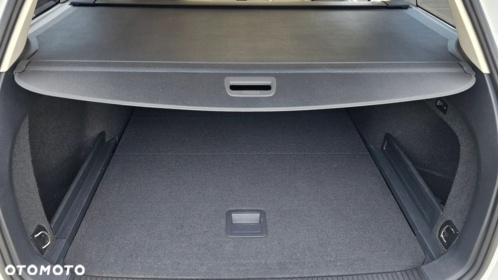 Volkswagen Passat 2.0 TDI BMT Highline - 12
