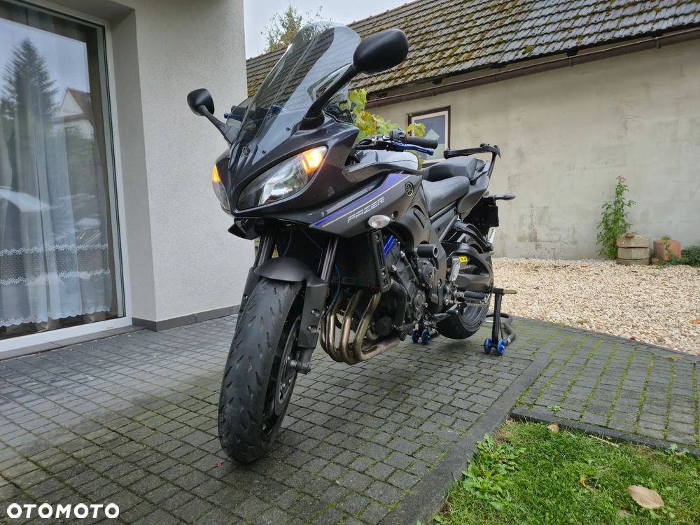 Yamaha FZ8 - 1