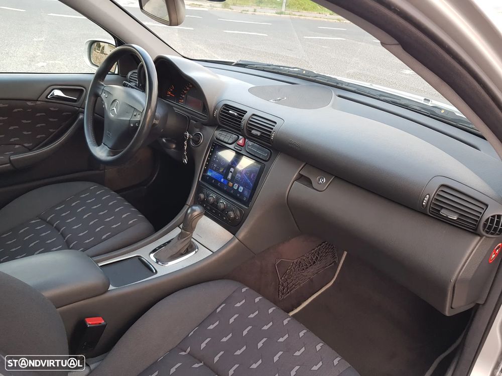 Mercedes-Benz C 220 - 32