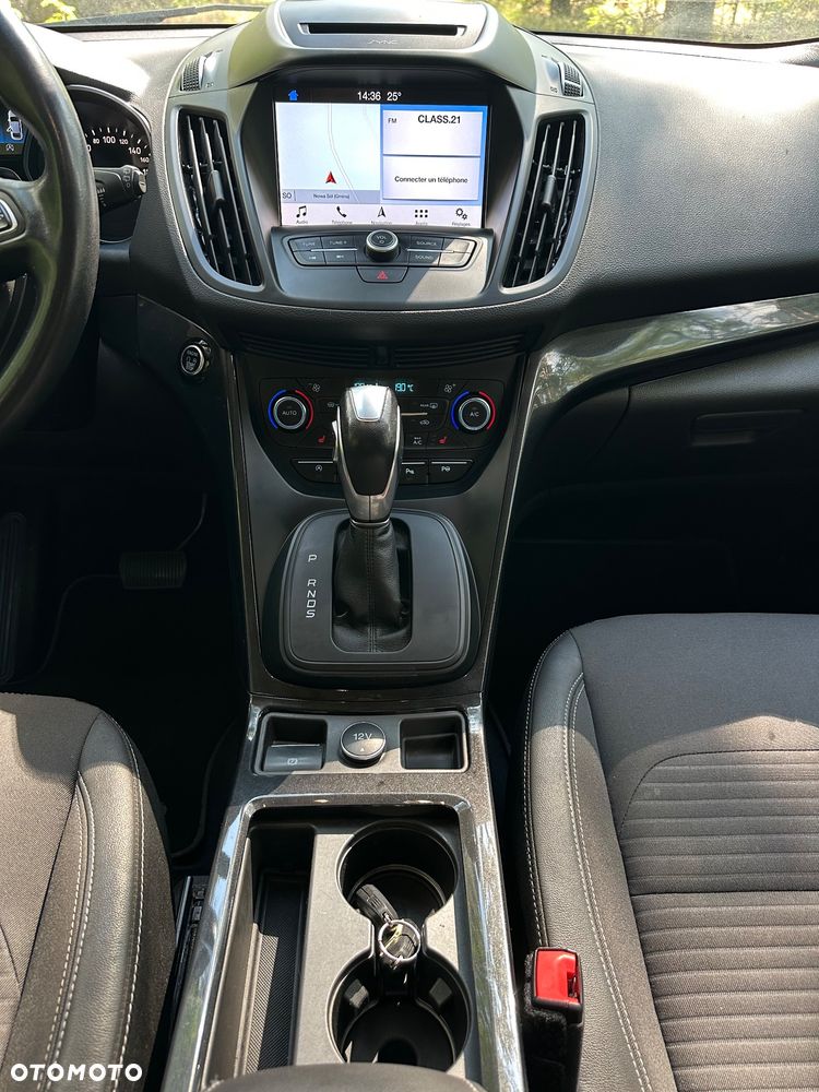 Ford Kuga - 11