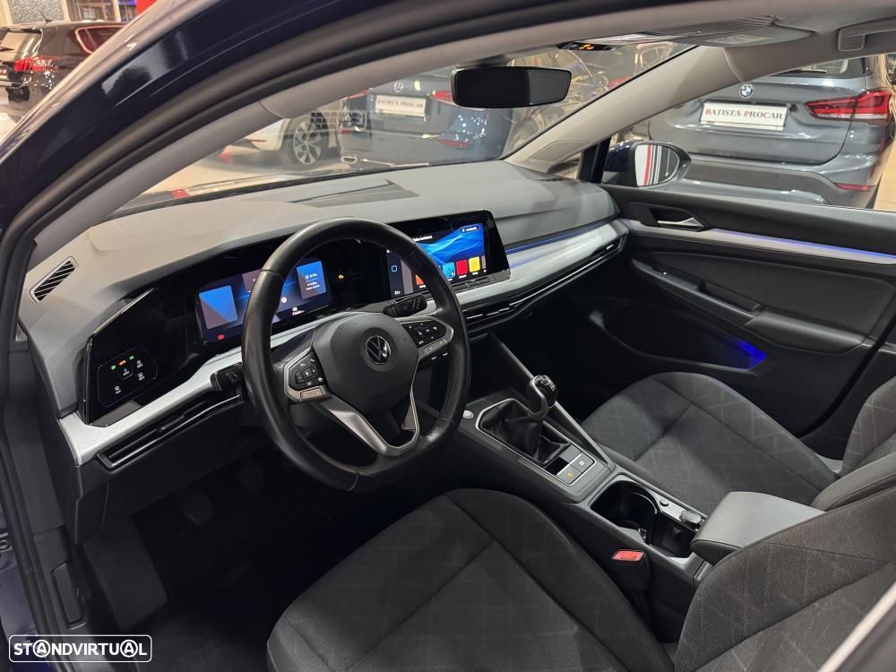 VW Golf 1.0 TSI Life - 26