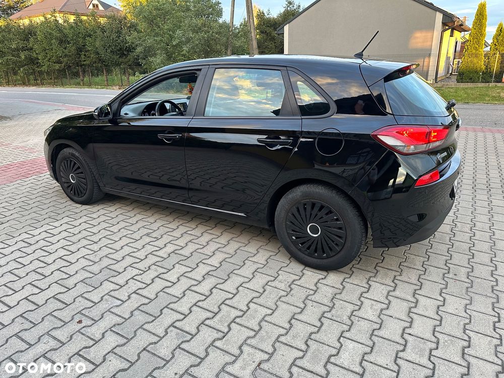 Hyundai i30 1.4 Comfort - 16