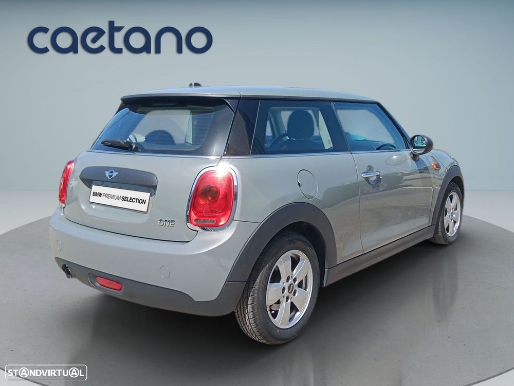 MINI 3 Portas One - 8