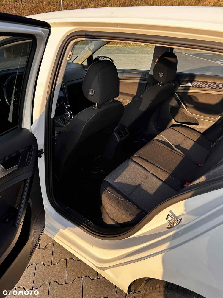 Volkswagen Golf VII 1.6 TDI BMT Comfortline - 13