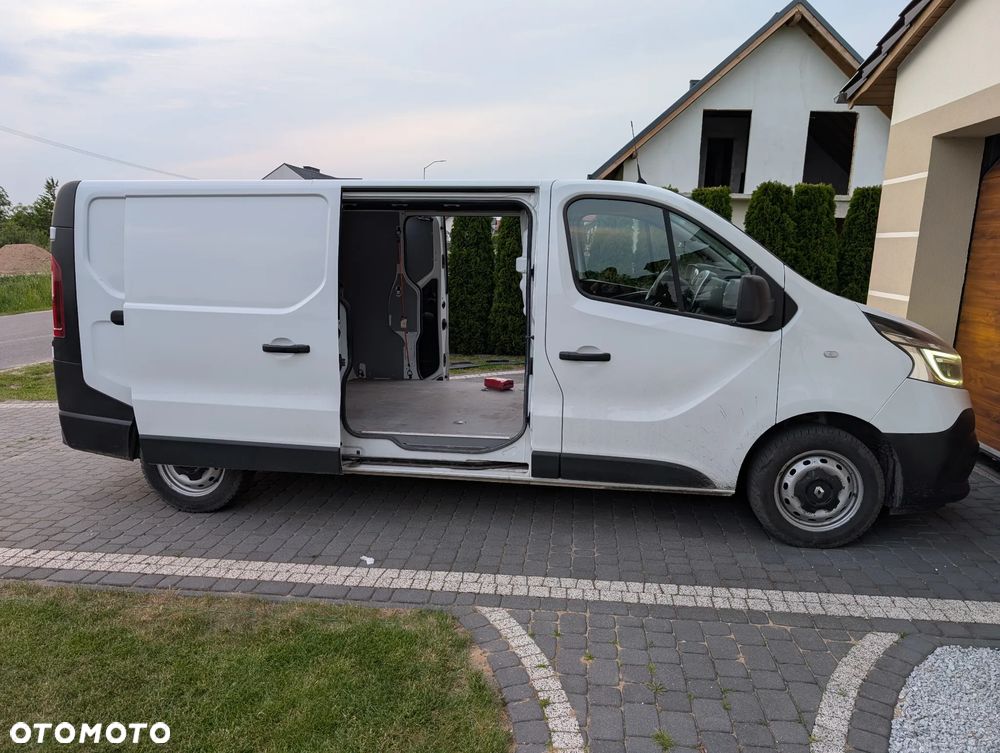 Renault Trafic - 11