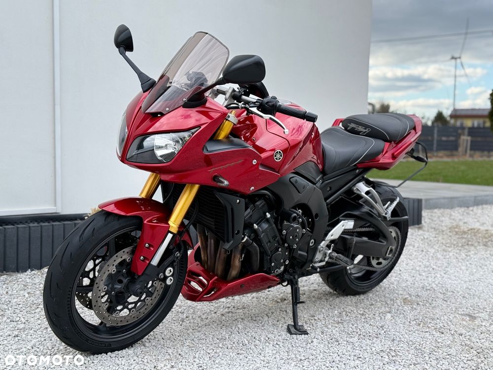 Yamaha FZ - 13