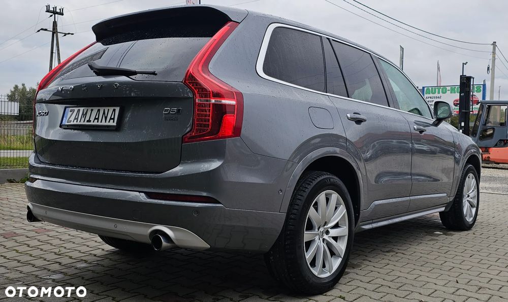 Volvo XC 90 D5 AWD Geartronic Momentum - 11