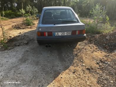 Ford Escort - 4