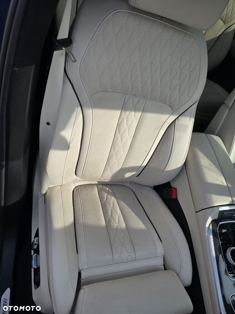 BMW X7 M60i xDrive mHEV M Sport Edition sport - 19