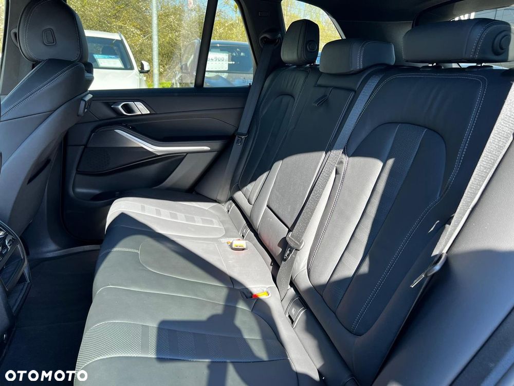 BMW X5 xDrive30d mHEV - 19