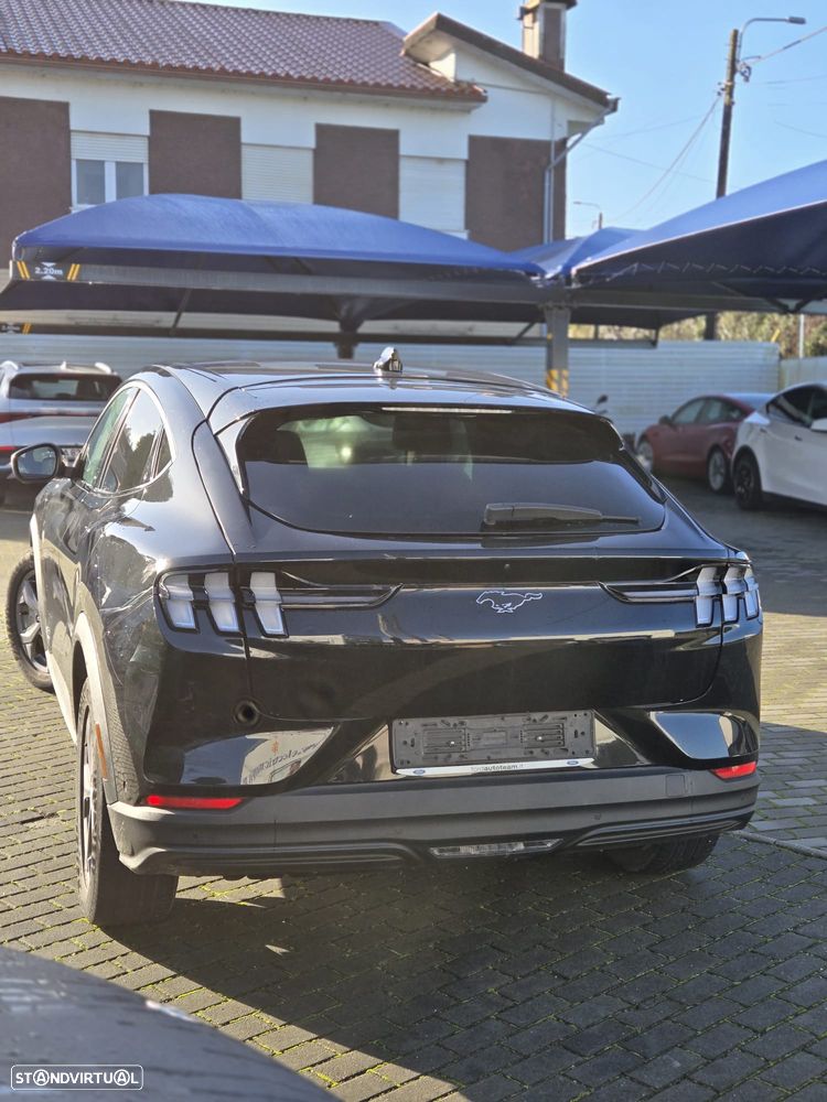 Ford Mustang Mach-E PREMIUM - 3