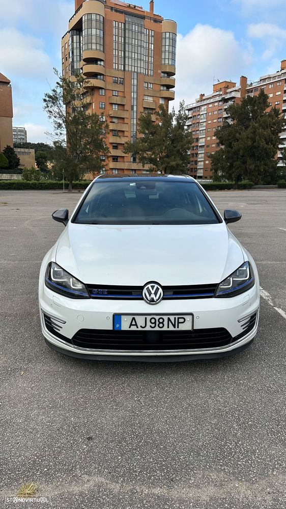 VW Golf - 5