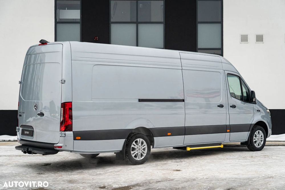 Mercedes-Benz Sprinter 319 CDI furgon - 7