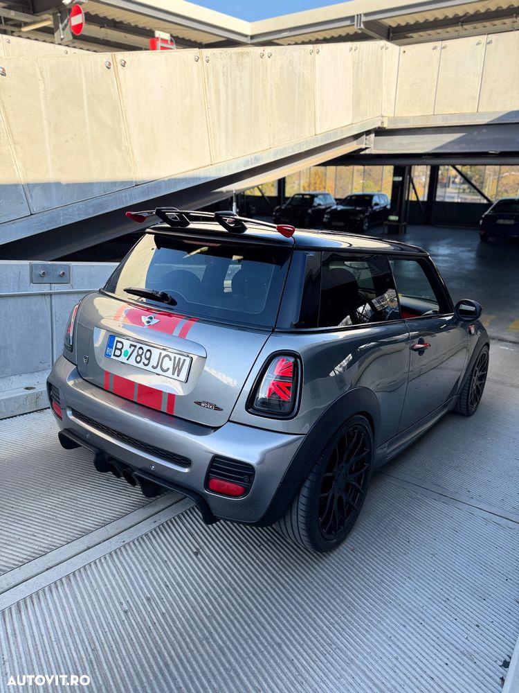 Mini Cooper S Standard - 11