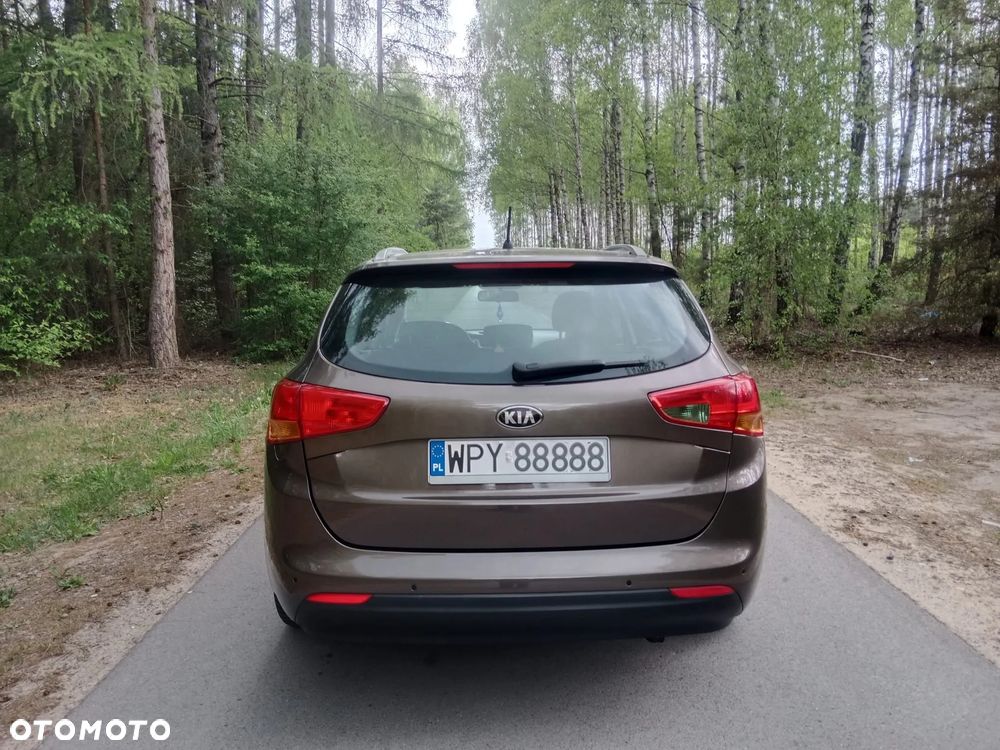 Kia Ceed - 6