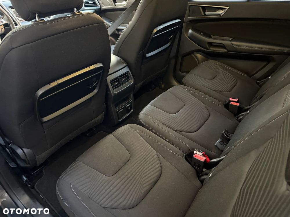 Ford S-Max - 10