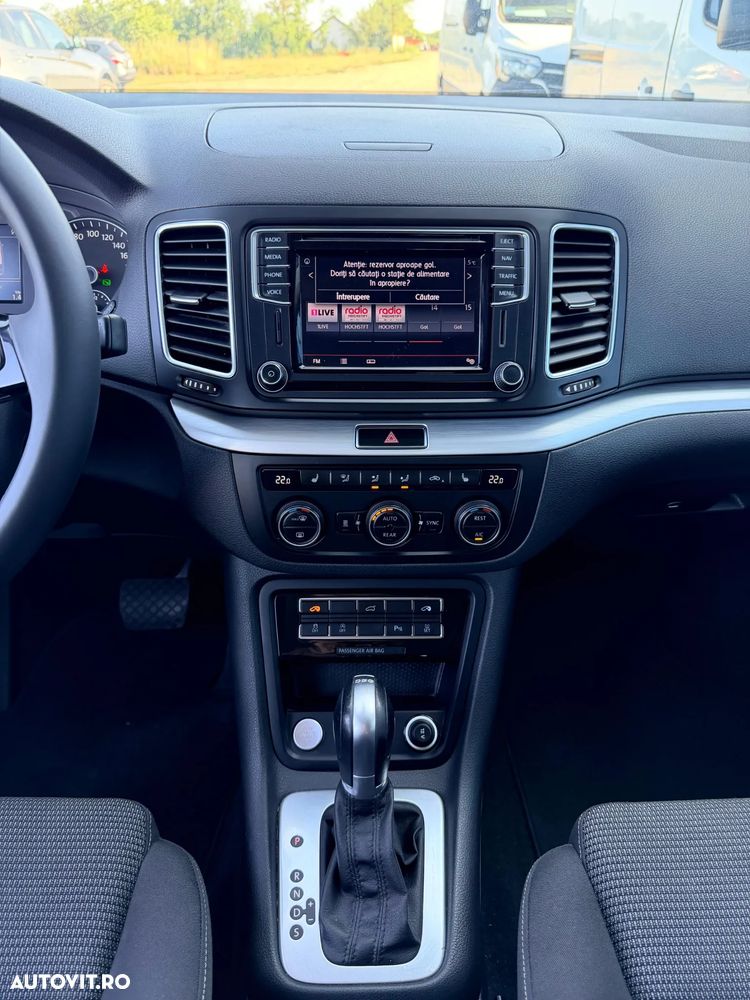Volkswagen Sharan - 27