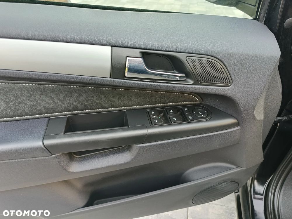 Opel Zafira - 8