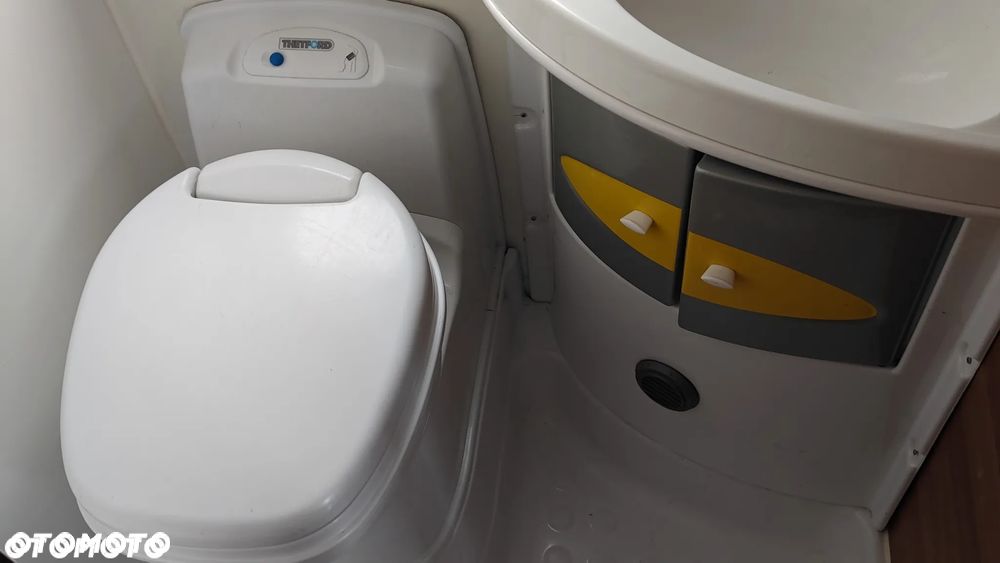 Karmann-Mobil Davis 2009 4 osob. Ducato 2.3L - 25