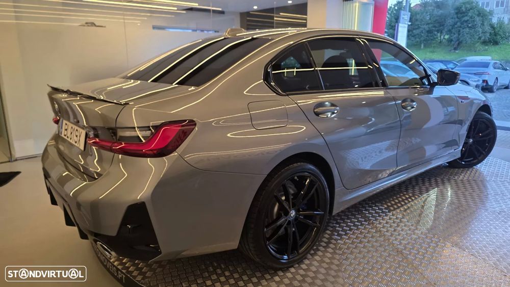 BMW 320 e Pack Desportivo M Auto - 21