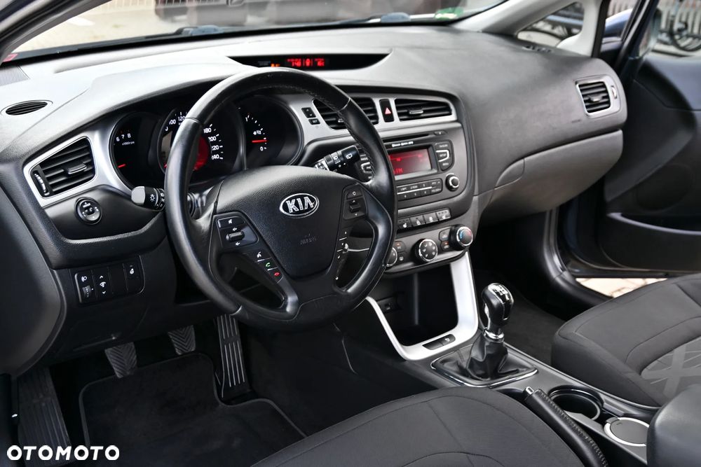 Kia ProCeed 1.6 GDI Vision - 25