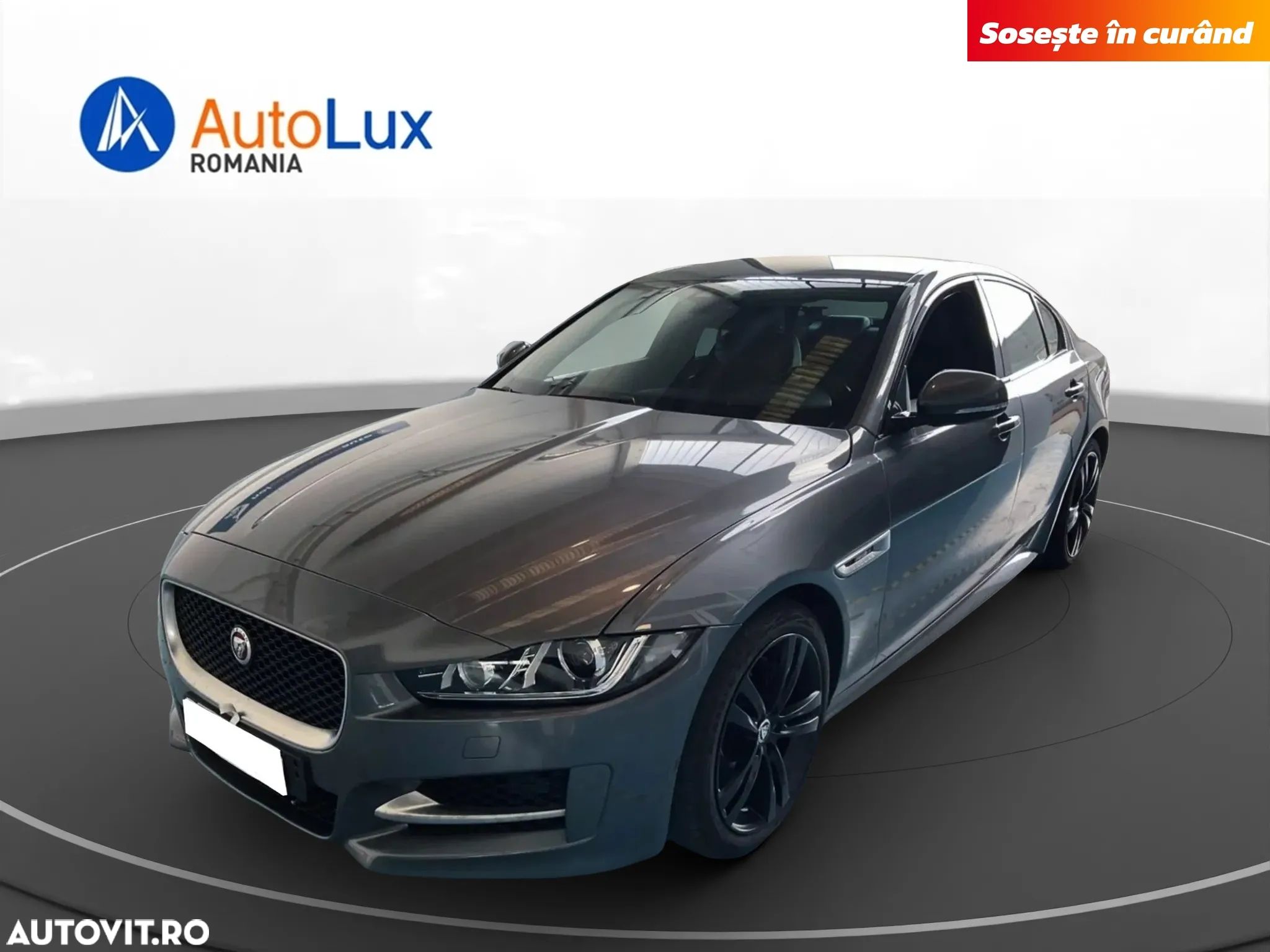 Jaguar XE 2.0 R-Sport - 1