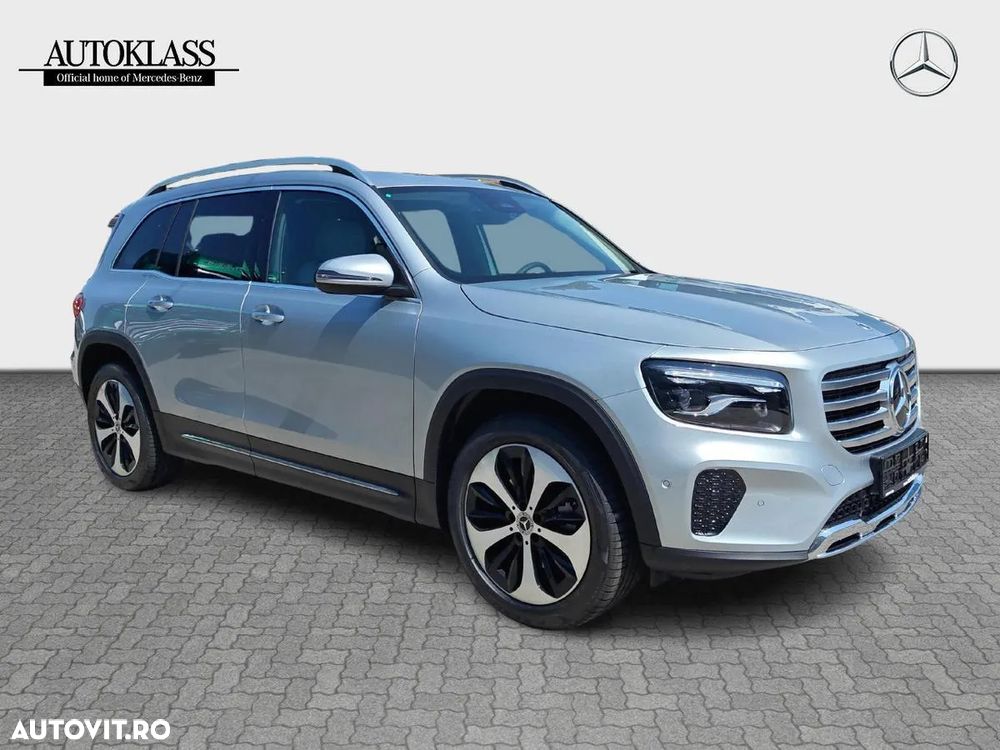 Mercedes-Benz GLB - 1