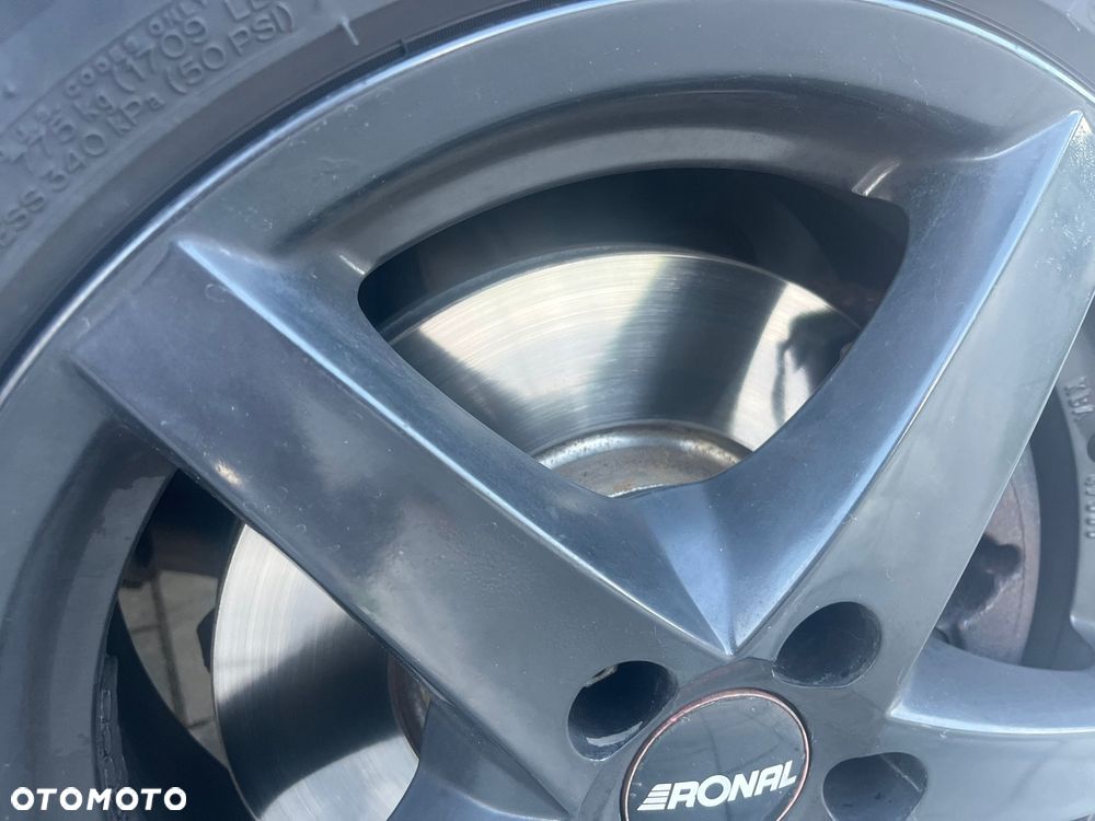 Ford S-Max - 7