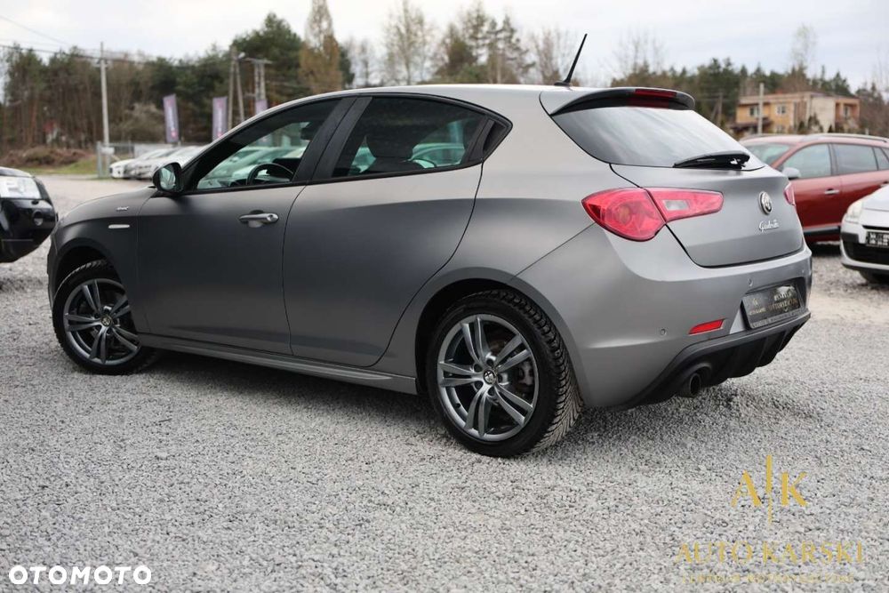 Alfa Romeo Giulietta - 8