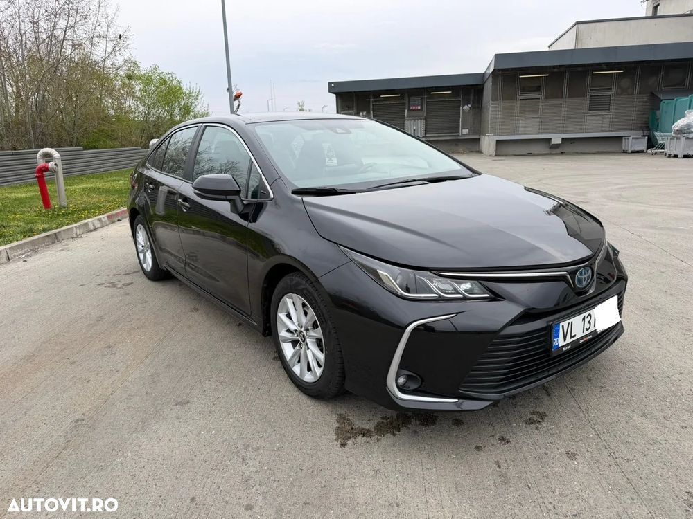 Toyota Corolla 1.8 HSD Business - 3