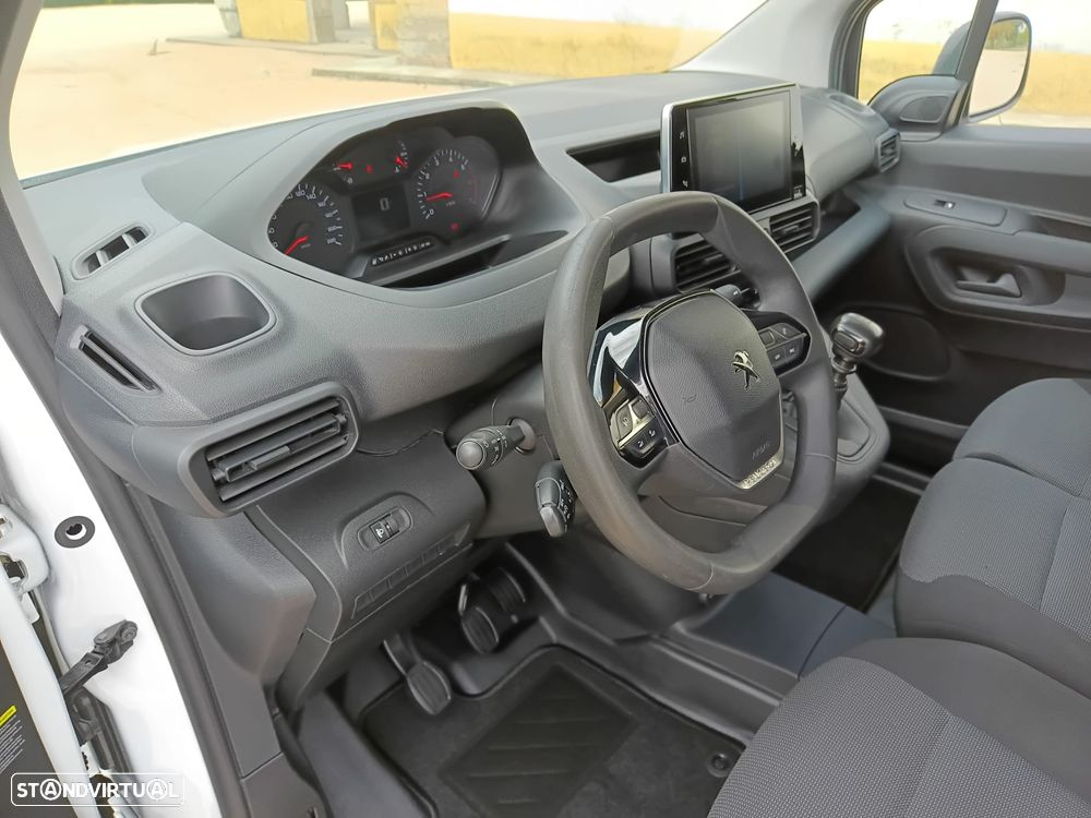 Peugeot Partner - 11