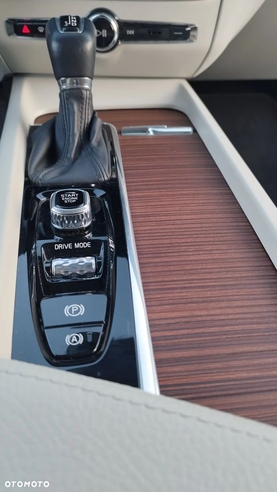 Volvo S60 T5 Momentum Pro - 10