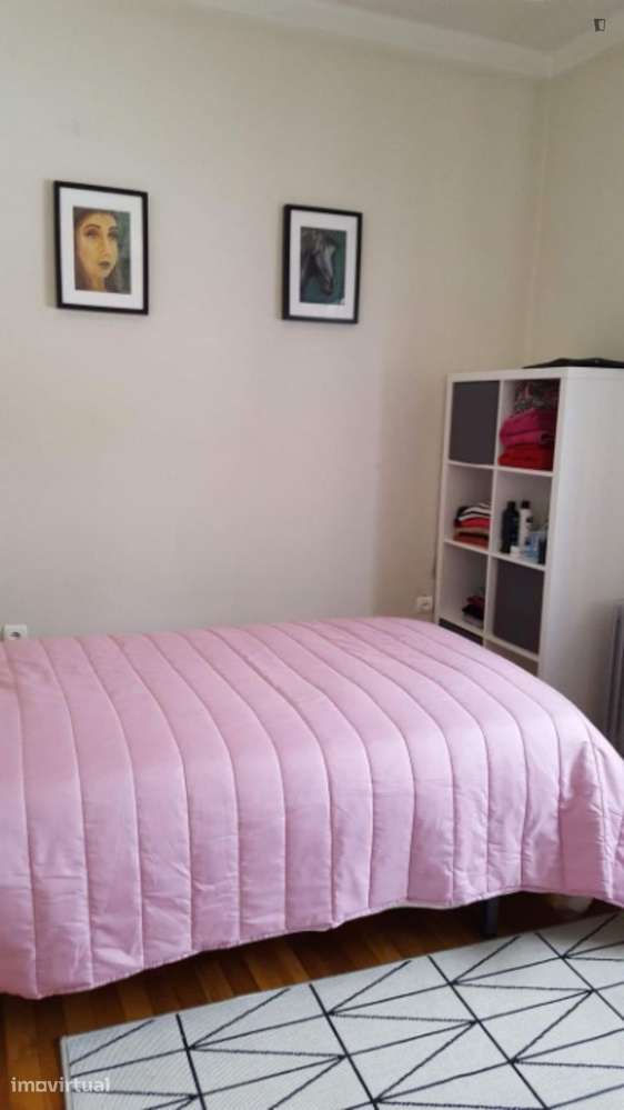 Quarto - localizado em Alto de São João Coimbra - Grande imagem: 4/17