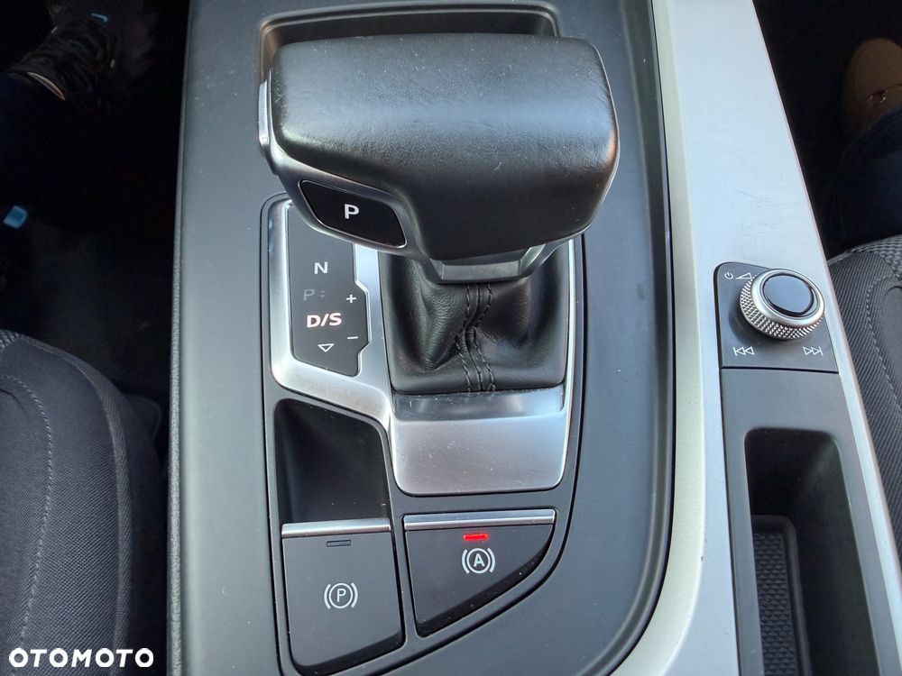 Audi A4 Limousine - 32