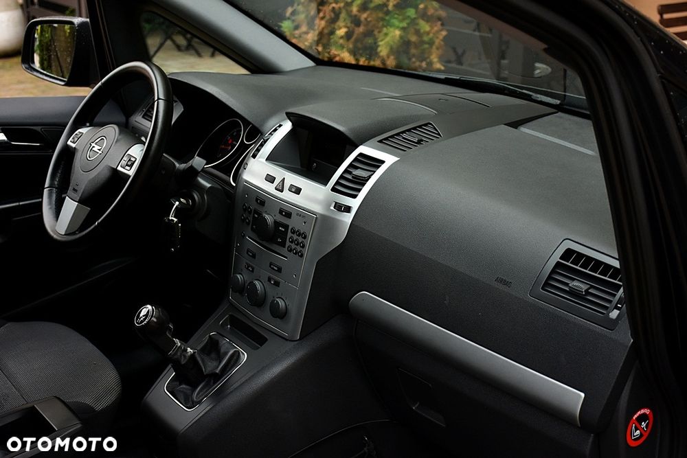 Opel Zafira 1.8 Edition 111 Jahre - 29