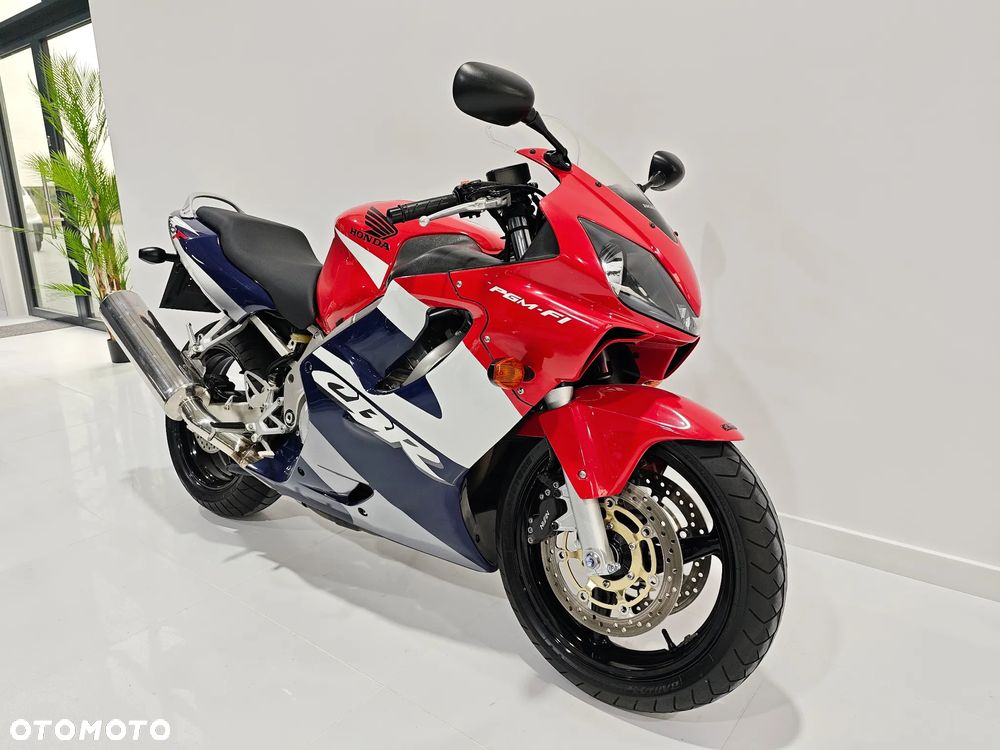 Honda CBR - 2